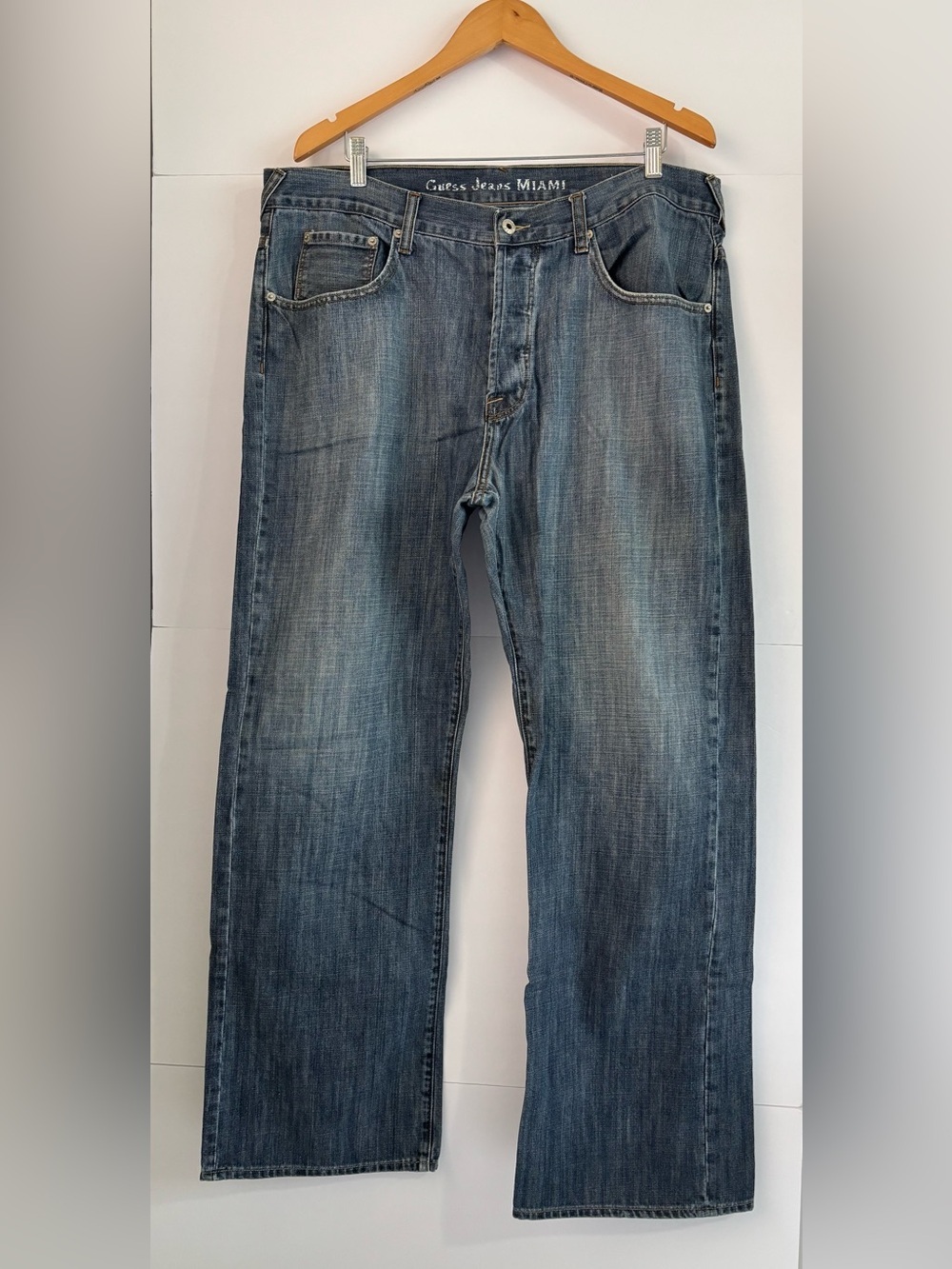 Vintage Y2K Guess  Miami Men's Straight-Leg Washed Blue Jeans